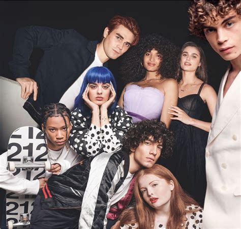 212 VIP MEN Black » Carolina Herrera » The Parfumerie » Sri Lanka