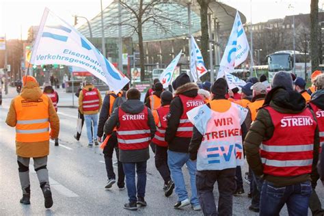 Nach Mega Streik Bei Bus Und Bahn Wie Geht Es Jetzt Weiter