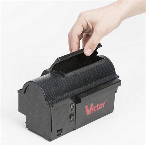 Victor Multi-Kill™ Electronic Mouse Trap - Mökkimies.com