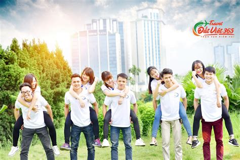 Tốp Mẫu Đồng Phục Team building Doanh nghiệp Hot Nhất Du lịch Đất Việt