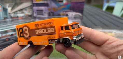 New Hot Wheels Team Transport Set Looks Like A Great Mix Of Six Special Vehicles Autoevolution