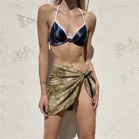 Vintage Mossimo Navy Blue Bikini Top This Swim Top Depop