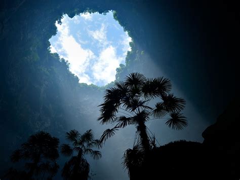 weathering  erosion information  effects national geographic