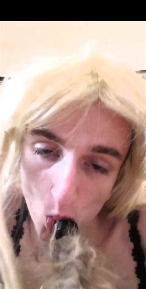 Hot Crossdresser Train For Being A Whore Photo 3 AShemaletube