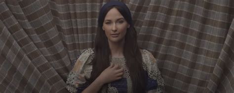 Kacey Musgraves Finds a "Deeper Well" on Newest Single, Announces Album ...