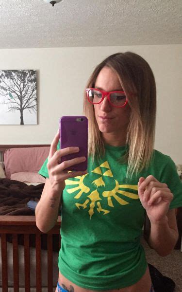 There S Just Something So Hot About Geeky Girls Pics