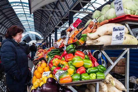 24 часа: вкусный фоторепортаж о жизни Комаровки