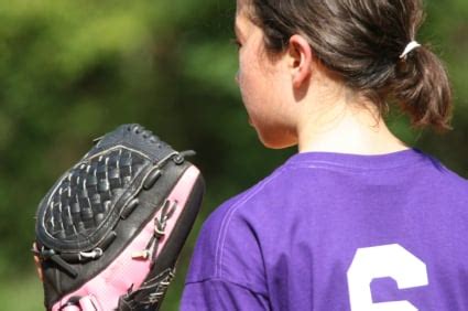 Your field guide to watching kids' T-ball - Today's Parent