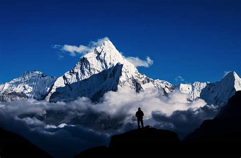 Himalaya Pegunungan Foto Stok, Potret & Gambar Bebas Royalti - iStock