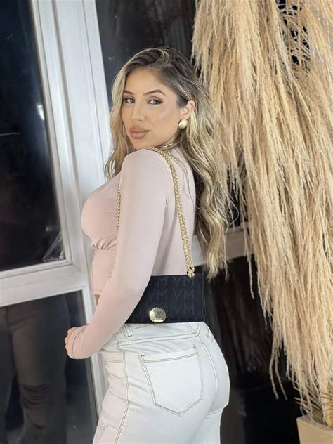 Cropped Manga Longa Lupi Nude Glamourosa Chic