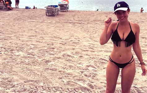 Обои girls babe bikini на телефон и рабочий стол раздел девушки разрешение 3840x2160 скачать