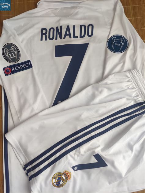 Форма футбольная Real Madrid - купить с доставкой по выгодным ценам в ...