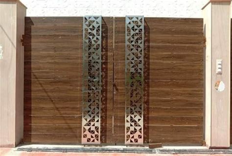 Polished Modern Brown Stainless Steel Hinged Gates For Home Thickness