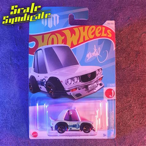 Jual Hot Wheels Mazda Rx Tooned Putih Hw J Imports Shopee Indonesia