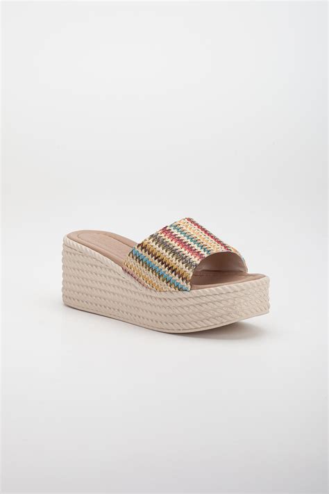 Has R Ve D Z Kal N Tekbant Nude Kad N Dolgu Topuklu Terlik