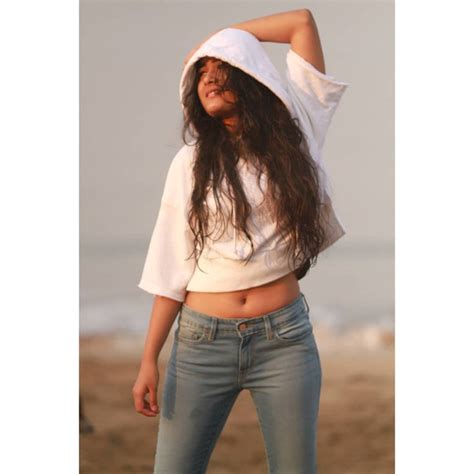 Dressing Below Navel Saree Shalini Pandey Hot Navel