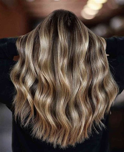 26 Honey Blonde Balayage Styles Perfect For A Fresh Look