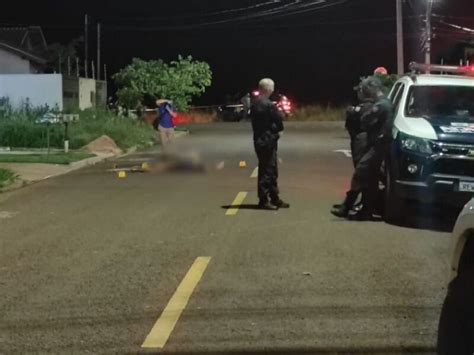 Criminosos Dispararam Quase Vezes Em Assassinato De Rapaz No Caiob