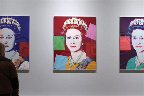 Kraljica U Pop Kulturi Od Sex Pistolsa Preko Simpsona Do Netflixa N