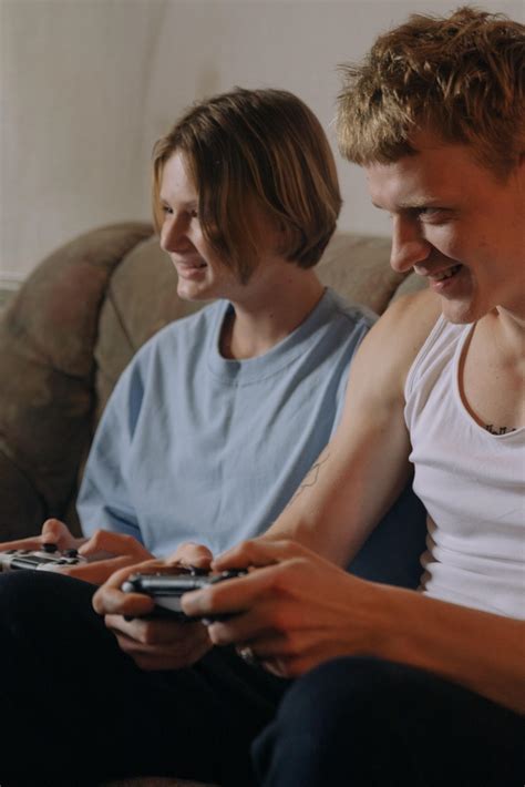 How to Play Multiplayer on iOS? - AP PGECET