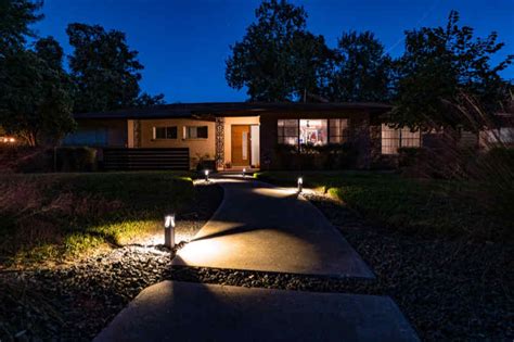 Highlight Your Home & Landscape with Low Voltage Outdoor Lighting ...