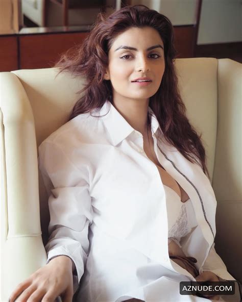 Anveshi Jain Hot Pics Collection 2019 AZNude