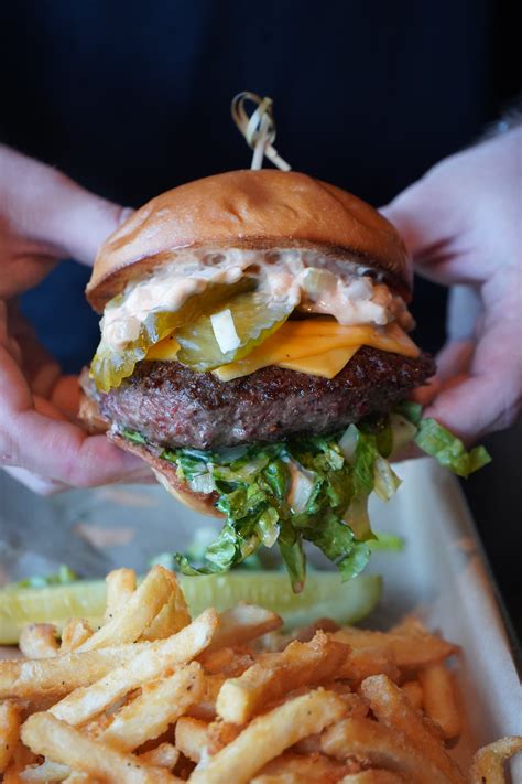 Diners flock to palmer's american grille in farmingdale for live music 19