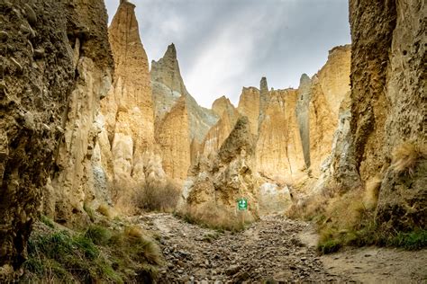 omarama clay cliffs omarama clay cliffs  clay cliffs  flickr