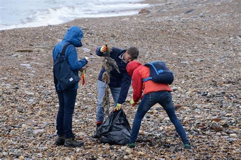 Great British Beach Clean Crimdon - Explore Seascapes