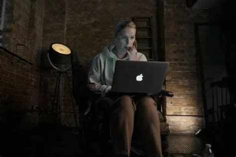 Sinister Mrdeepfakes Site Gets M Monthly Visits To Edit Celebs Faces Onto Sex Tapes Daily Star