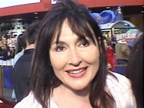 Nora Dunn biography. American comic actress