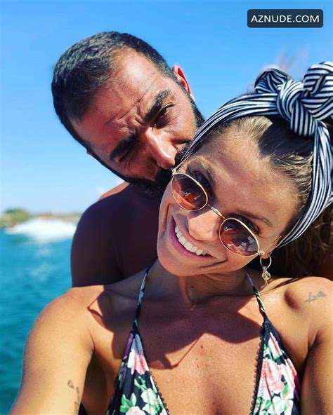 ALESSANDRA AMOROSO Nude AZNude