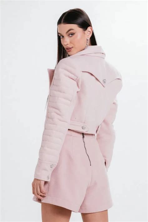 Short Andressa Naked Charth Lis Rose