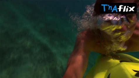 Laura Vandervoort Bikini Scene In Into The Blue 2 The Reef Porn Videos