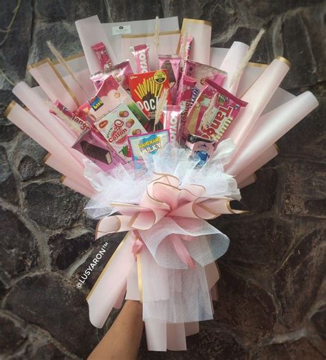 buket jajan ceria pink snack bouquet