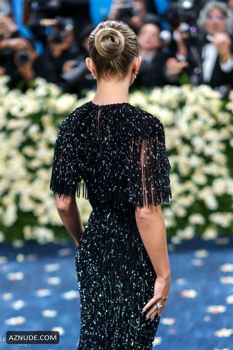 Sydney Sweeney Sexy Shows Off Her Hot Boobs In A Sequin Black Dress At Met Gala In New York City