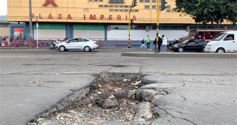 Habitantes De Bilbao En Suba Est N Cansados De Terribles Huecos