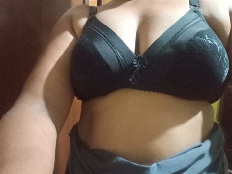 Indian Desi Horny Wife Dammi Play XHamster
