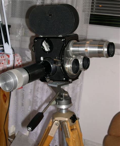 What is this camera? I want to buy it but i dont know what the brand or ...