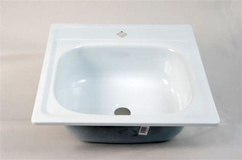 Мойка стальная эмалированная на кронштейнах 500х500 | Завод Сантэкс