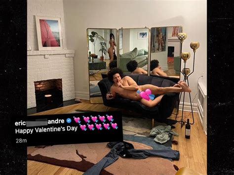 Emily Ratajkowski And Eric Andre Pose For Nude Valentine S Day Post