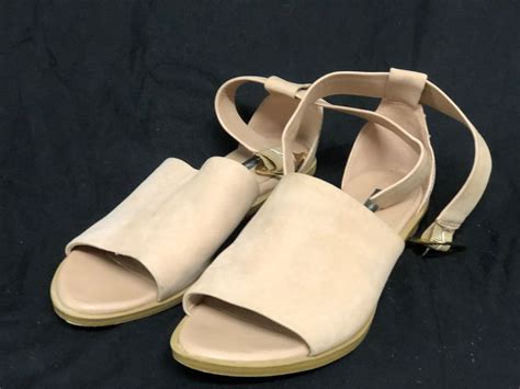 Nude Farbene Leder Sandalen Von H M Gr 36 Kaufen Auf Ricardo