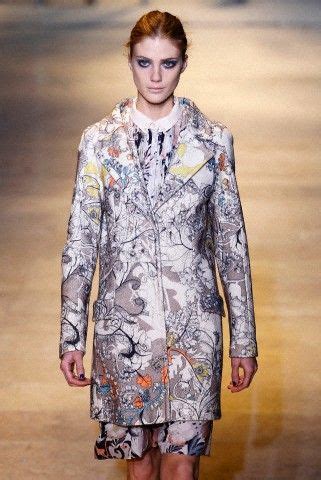 Cacharel paris haute couture 2011