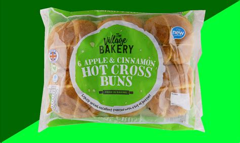 Aldi Launches Christmas Inspired Hot Cross Buns For Easter UnderTheChristmasTree Co Uk