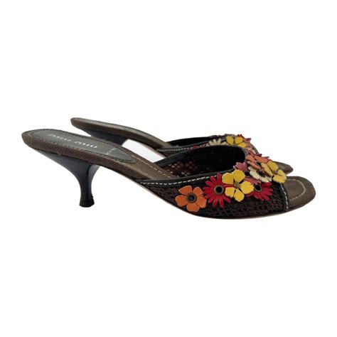 Miu Miu Brown Leather Flower Kitten Heels Treasures Of Nyc