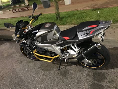 Купить б у Aprilia Tuono инжектор передач в Минске чёрный naked bike года на Авто