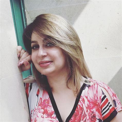 Beautiful Mature Face And Legs Photo X Vid