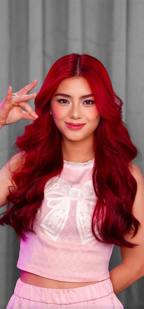 Pin by 小微 on Girlies Pretty brunette Tiktok style Fake photo short hair