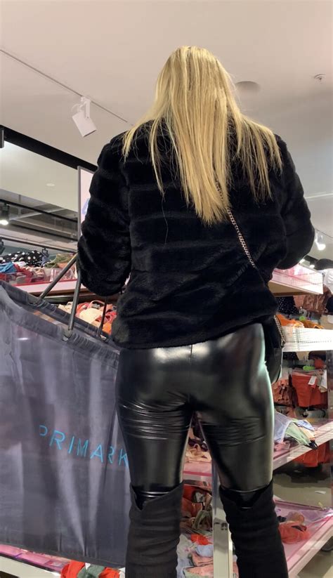 EPIC Shiny Leggings Candid Milestone Blonde Princess Primark Non OC Spandex Leggings