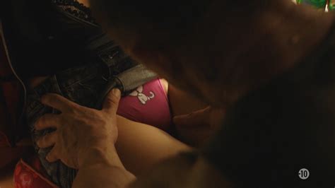 Nude Video Celebs Alexandrina Turcan Sexy Aux Animaux La Guerre S E